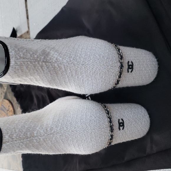 Chanel booties - Picture 4 of 8